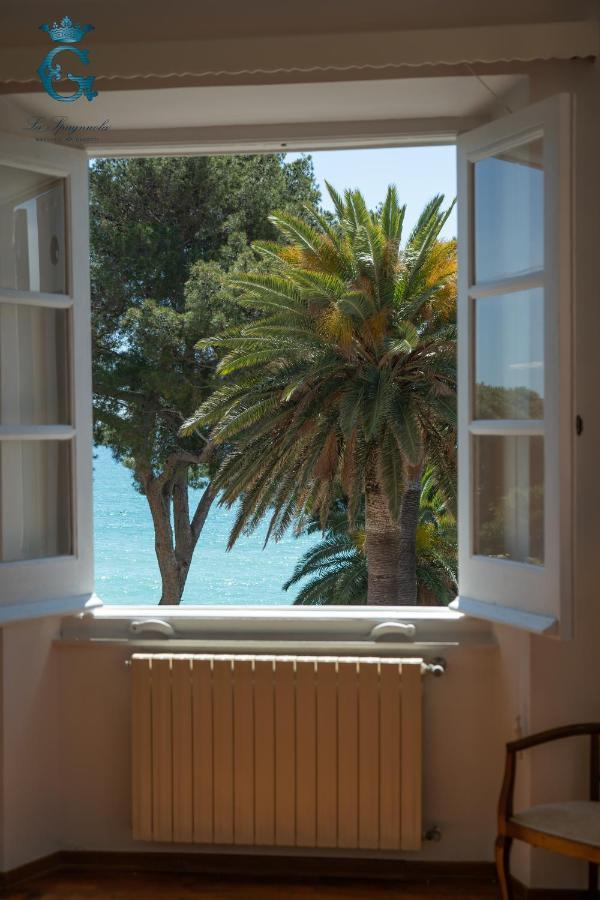 La Spagnuola - Villa Cinquecentesca Sul Mare Con Parco Privato Savona Exterior foto